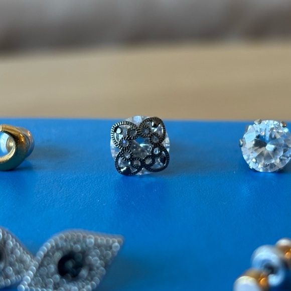 FREE GWP $50+ Jewelry Sets - Picture 13 of 14